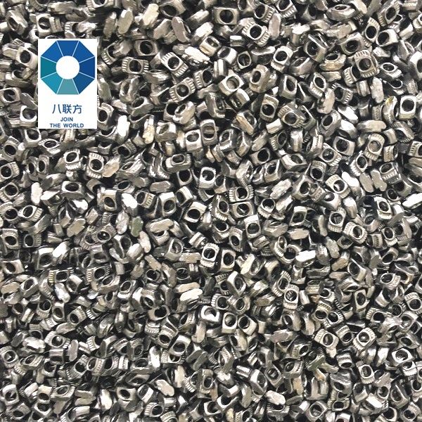 Hammer Nuts